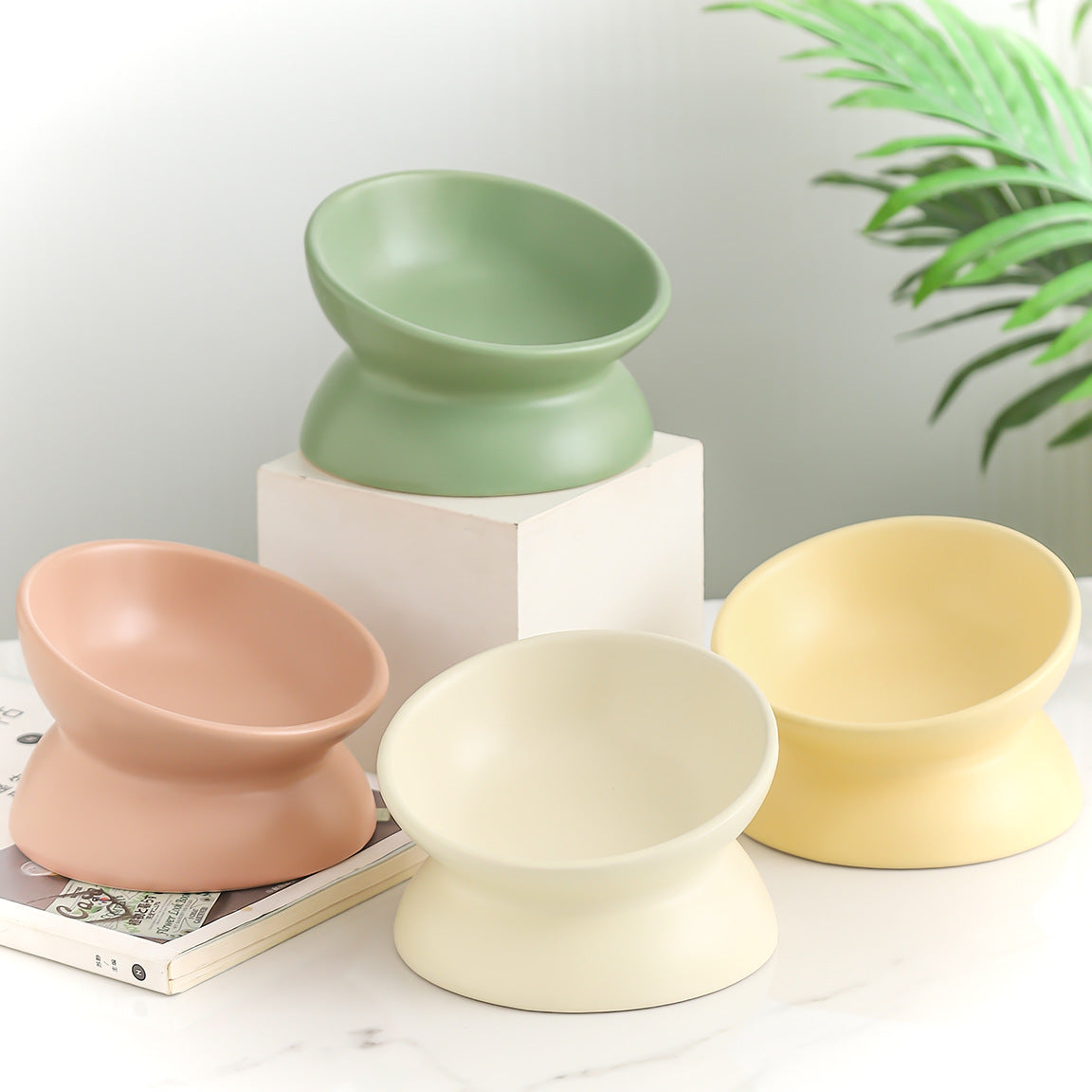 Bowls & Feeders